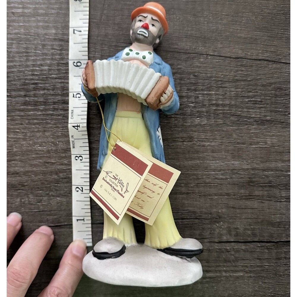 Emmett Kelly Jr. Collection Vintage Clown With Accordion Figurine Flambro 1984 - Picture 10 of 11
